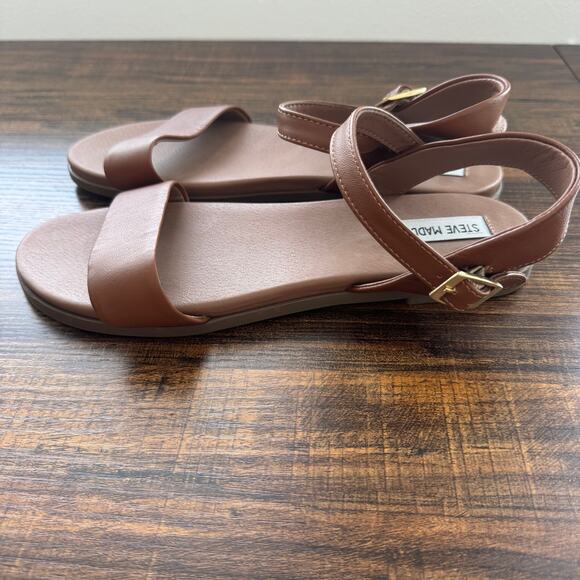 Steve Madden Shoes - New Steve Madden Dina Leather Flat Sandals in Tan